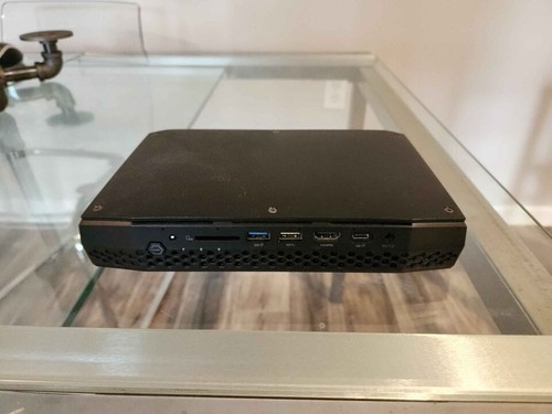 Intel nuc hades canyon - nuc,